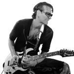 סטיב ואי Steve Vai מגיע לסדנת אמן ייחודית בארץ